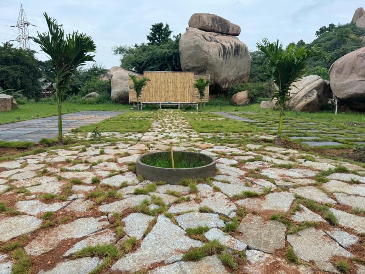 Hotel Hill Stone View Hampi Exterior foto