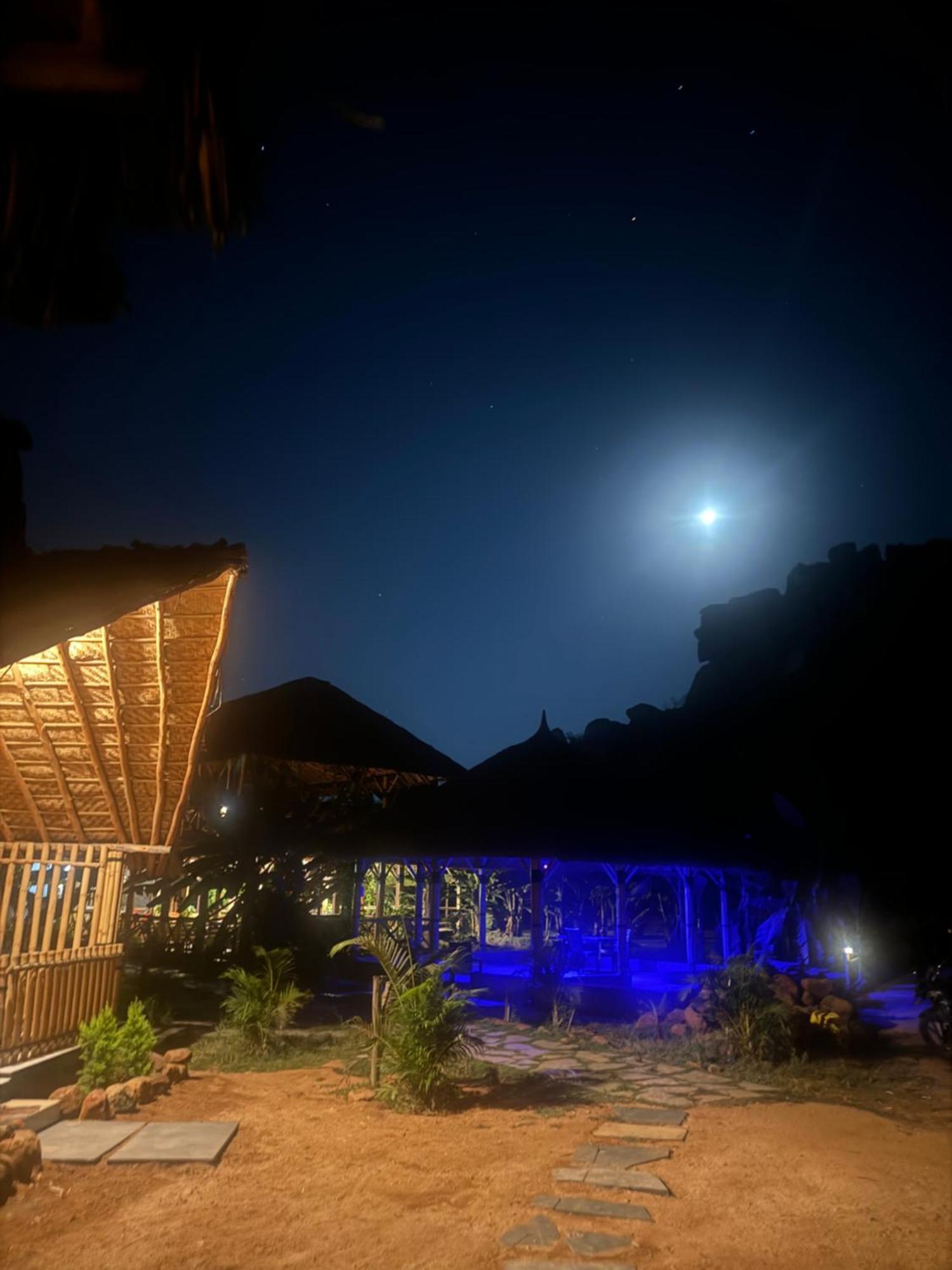 Hotel Hill Stone View Hampi Exterior foto